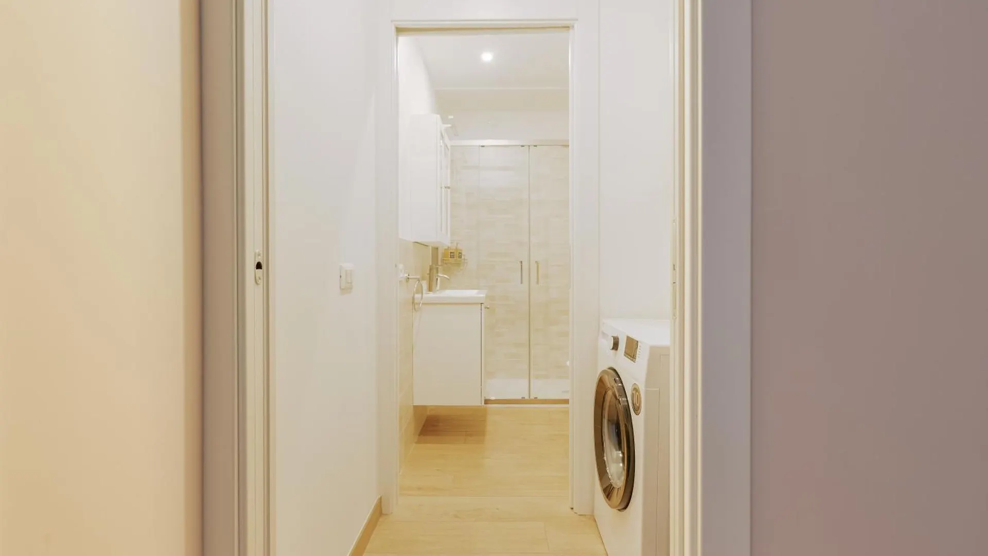 Affori M3 - Modern And Cozy Studio Милан